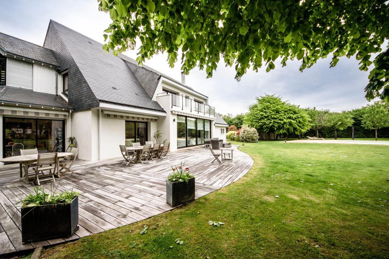 Le Champ Du Renne Bed & Breakfast เลอม็องส์ ภายนอก รูปภาพ