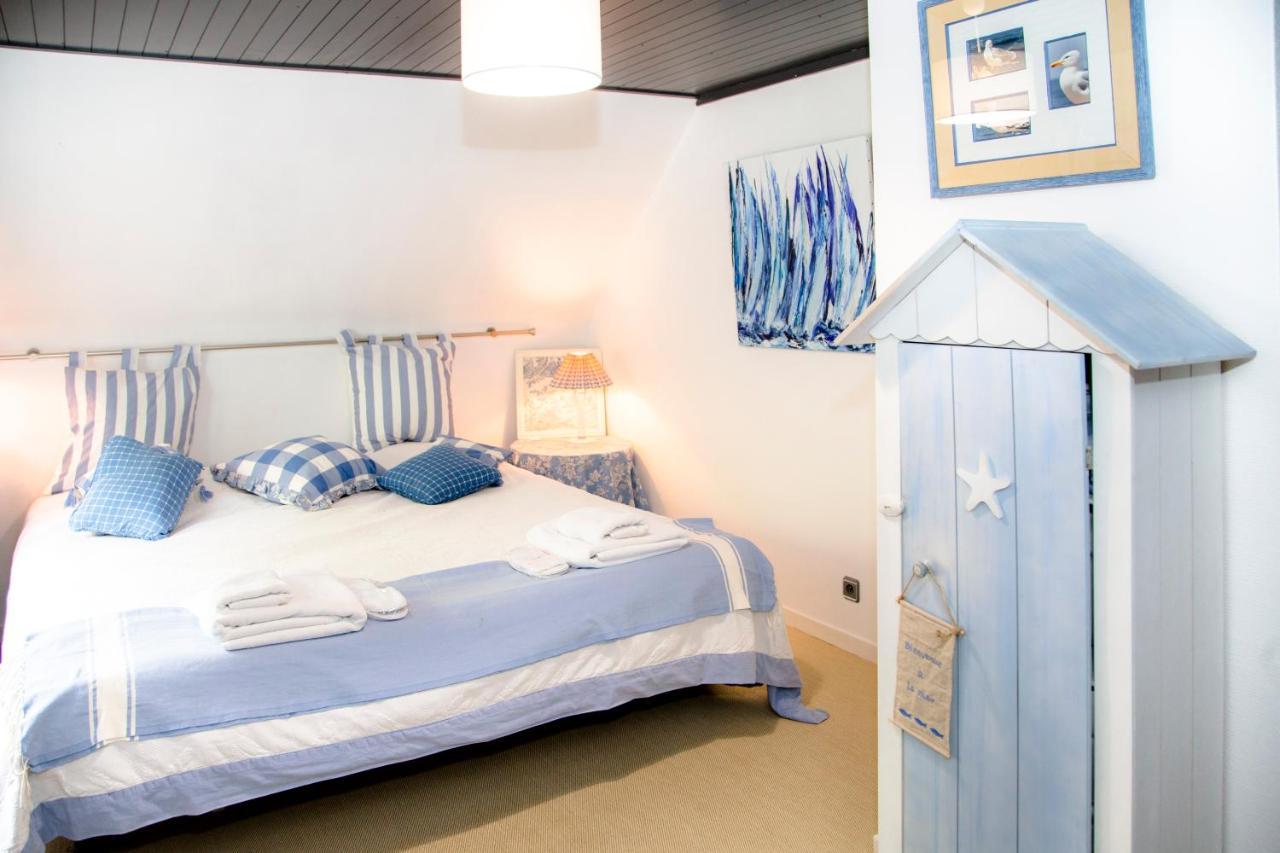 Le Champ Du Renne Bed & Breakfast เลอม็องส์ ภายนอก รูปภาพ